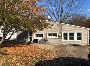 1825 Issaquah St, Cuyahoga Falls, OH 44221