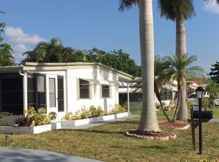 6153 N Ficus Ln, Lantana, FL 33462