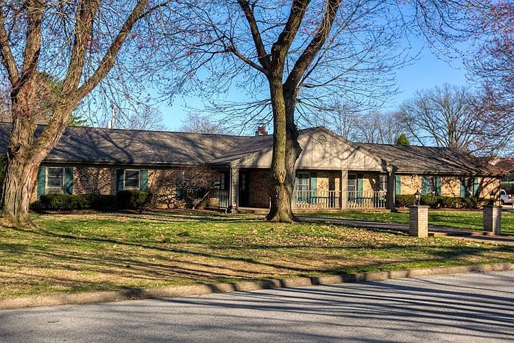 1st image of 600 Saint Marys Dr