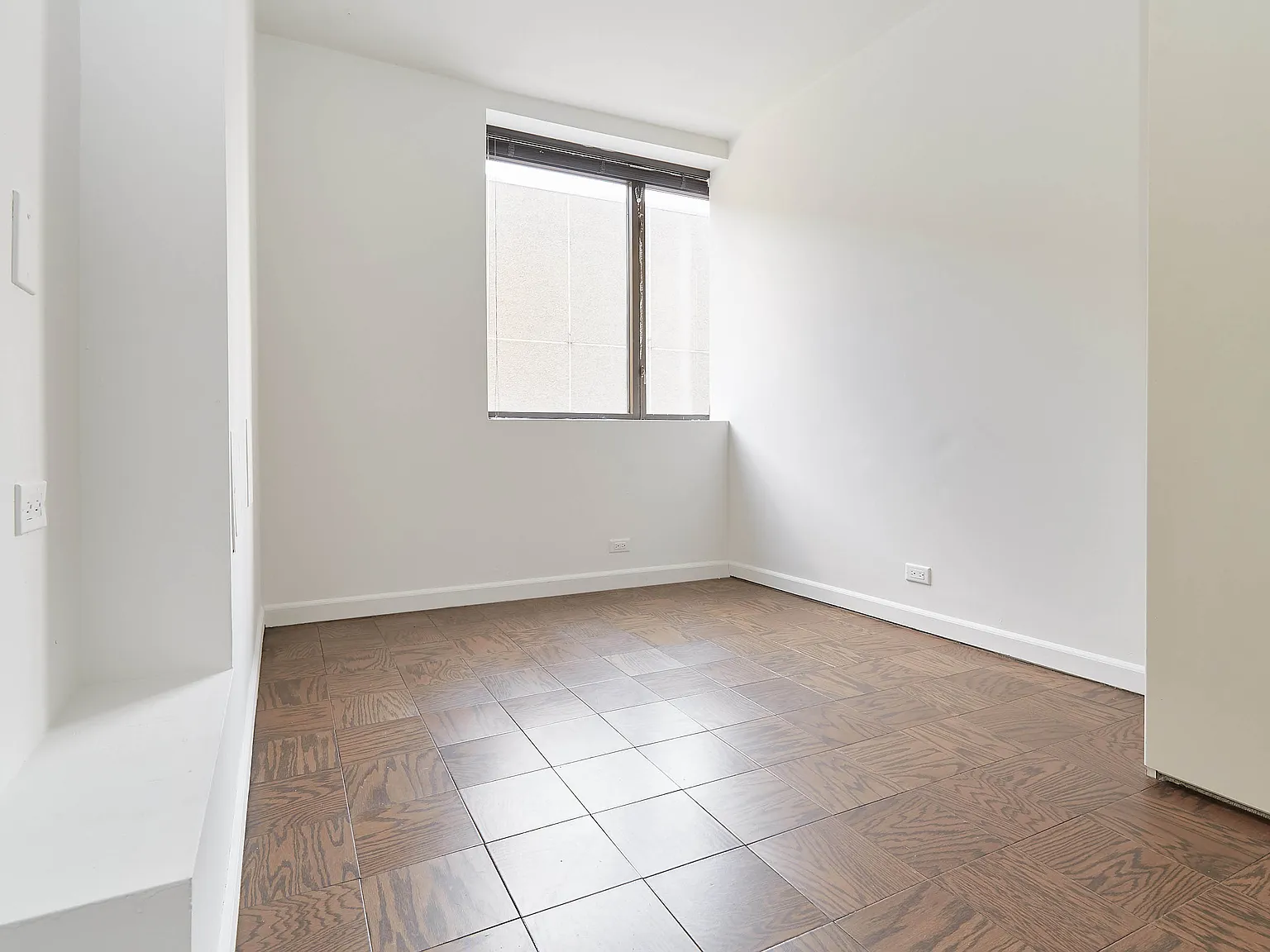 630 First Avenue — Photo 4
