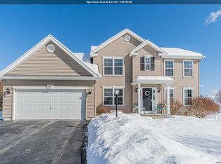 27 Cherry Tree Ln, Gansevoort, NY 12831