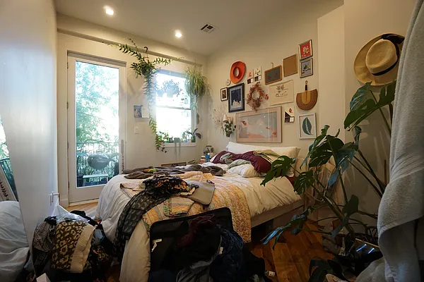 Rented by Rennit Inc. | media 29