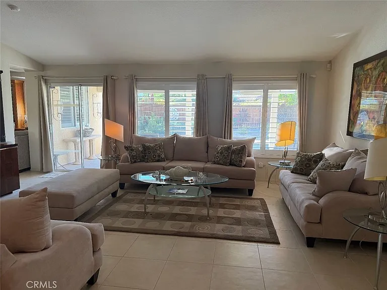 37677 Emerson Dr #37677 — Photo 2
