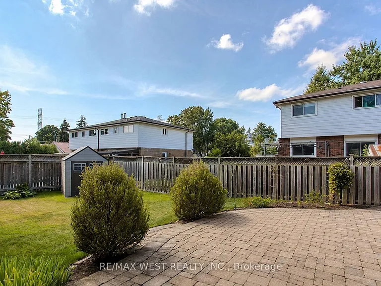 1254 Treeland St — Photo 19