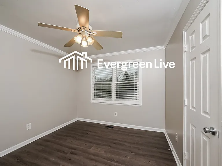 6443 Kimberly Loop — Photo 7