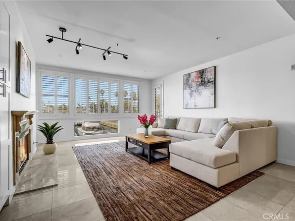 4167 Warner Ave APT 105, Huntington Beach, CA 92649