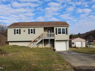 24121 Young Dr, Bristol, VA 24202