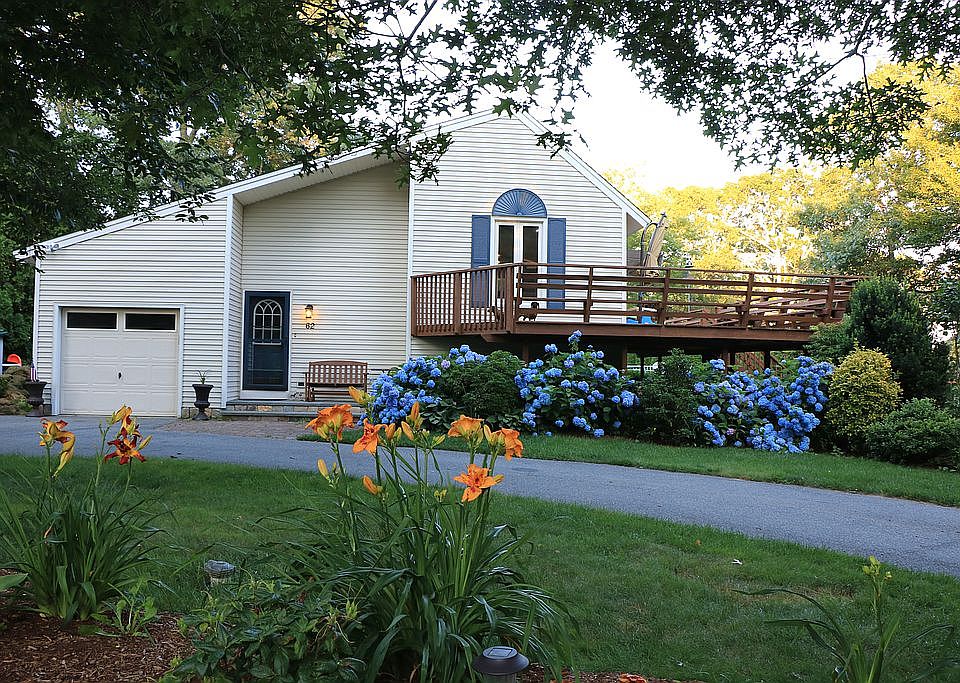 1st image of 62 Deer Ridge Rd