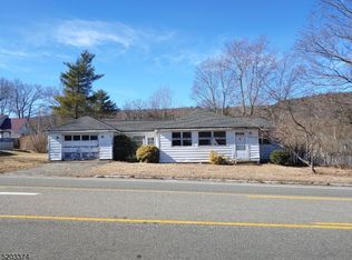 1543 Union Valley Rd, West Milford, NJ 07480