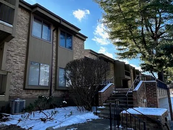 27333 Arborway Rd Unit 62, Southfield, MI 48033