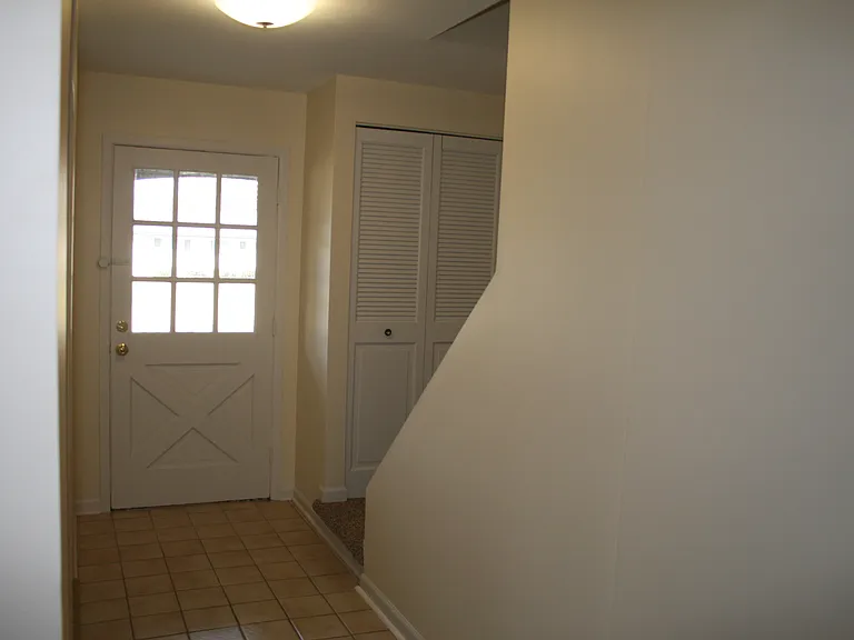 Coat closet
