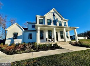 5725 Hodges Rd, Sykesville, MD 21784