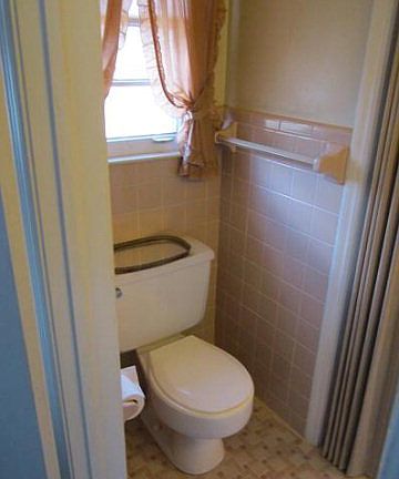4th image of 1117 Cornelia Cir