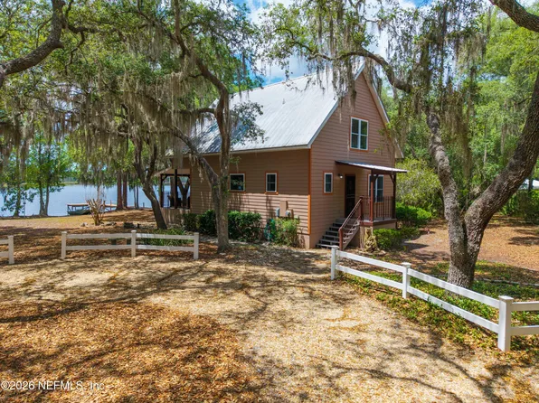 150 INDIAN LAKES Road, Hawthorne, FL 32640