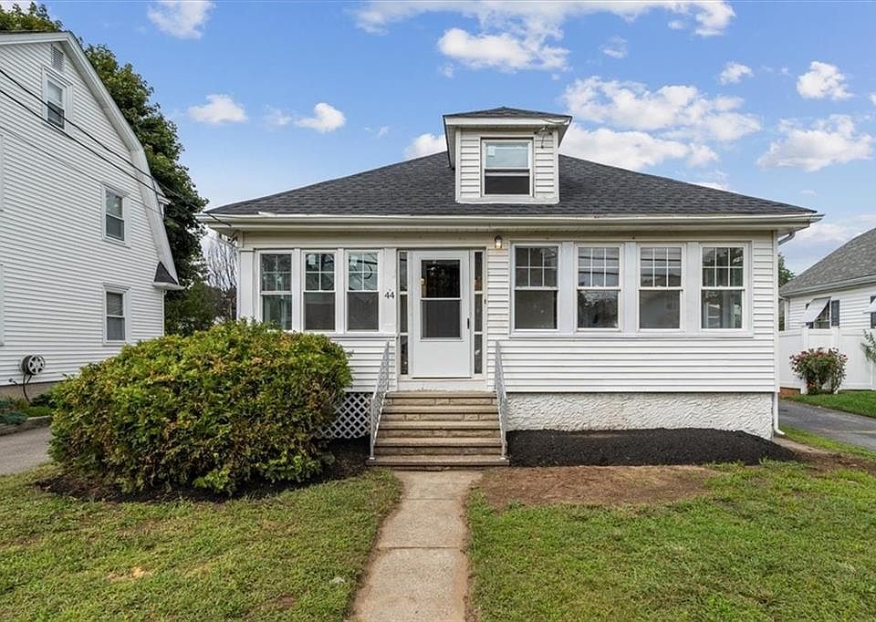 1st image of 44 Paine Ave