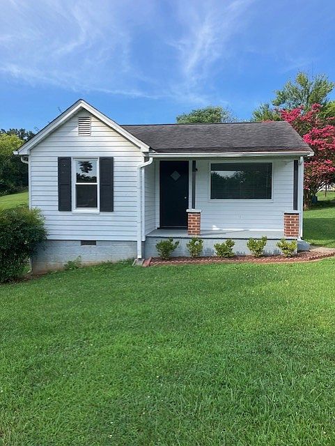 1st image of 201 Rogers Cir