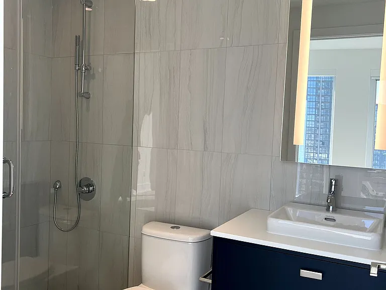 470 Front St W #1113 — Photo 14