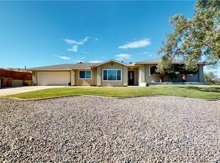 16330 Fir St, Hesperia, CA 92345