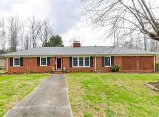 2733 Lakeview Cres, Matthews, NC 28105