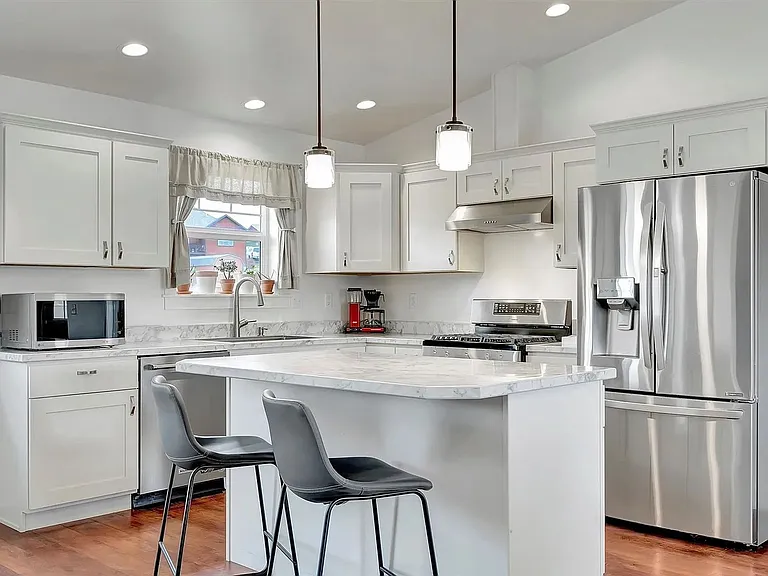 668 Winding Creek Trl — Photo 6