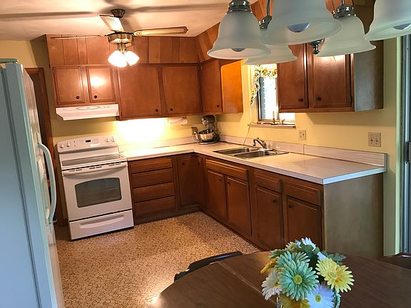 Kitchen and dining room