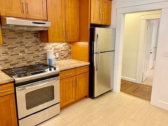 4th image of 1845 Clay St #18472