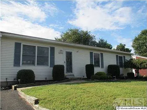 1008 Surf Ave photo 1