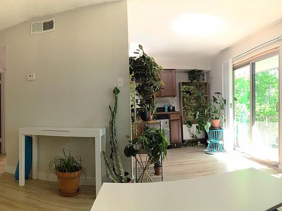 5th image of 605 S 1st St #338