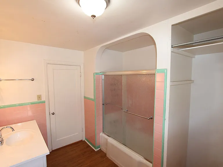 811 N Humphreys St — Photo 17