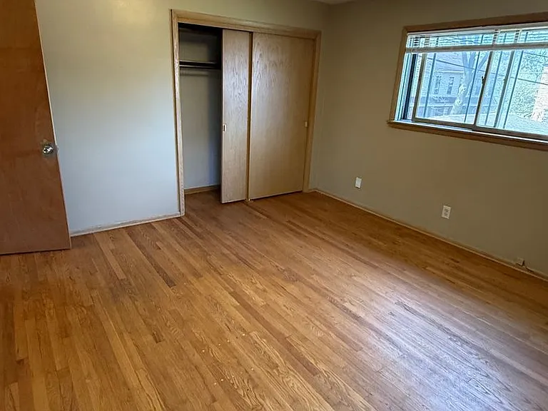 3309 N Dousman St — Photo 8