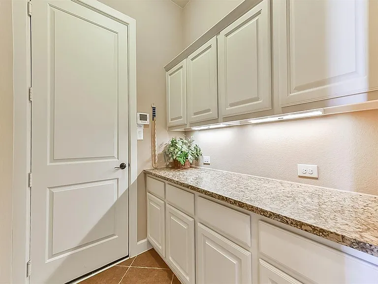 19610 S San Gabriel River Cir — Photo 19