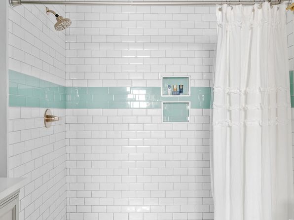 charleston-south-carolina-2057762737 picture