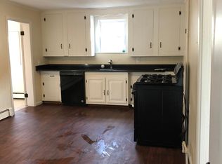 104 Plimpton St #1, Southbridge, MA 01550