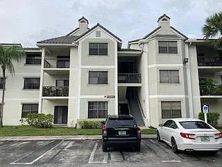 2 bed, 2.0 bath, 1114 sqft, $2,090 — Photo 1