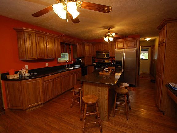5th image of 1714 Woodcreek Dr
