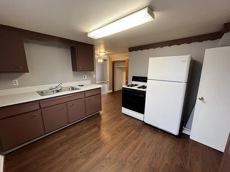 340 Park Ave #2 — Photo 7
