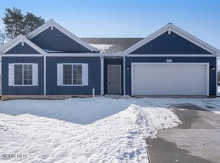 1314 Clairmont Ave, Napoleon, OH 43545