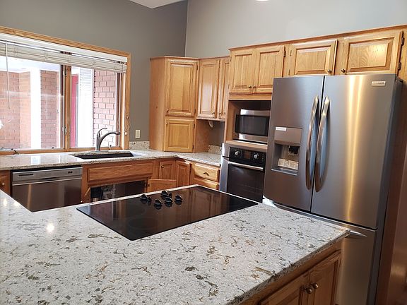 4th image of 2916 Shadow Oaks Pl
