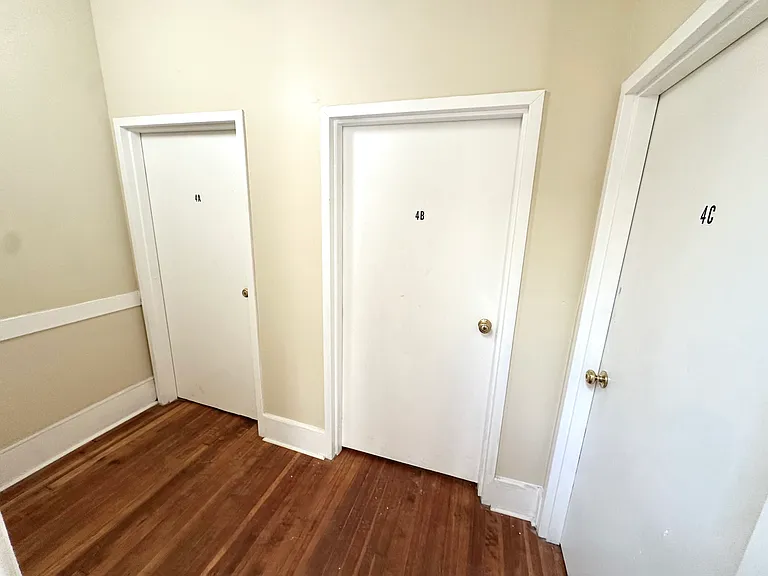 105 Bank St #4A — Photo 15