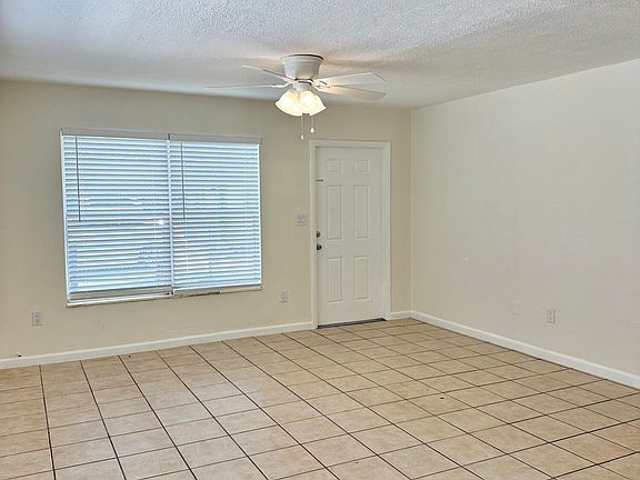 5th image of 1409 NW 2nd Ave