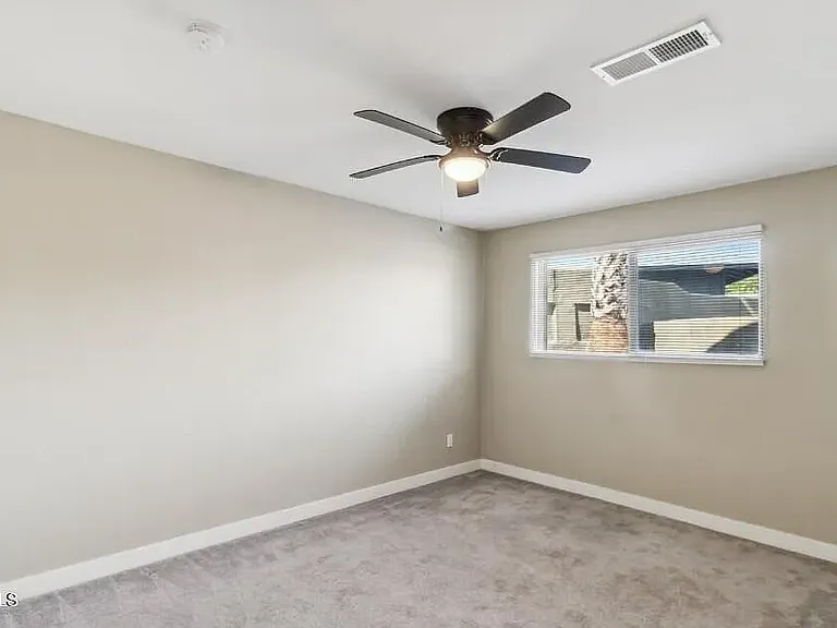 1737 E Manhatton Dr — Photo 14