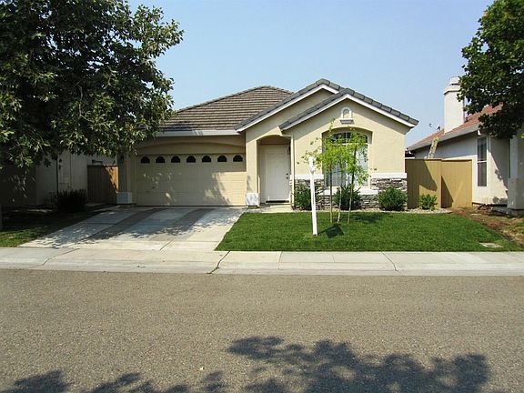 3rd image of 9517 Canmoor Cir