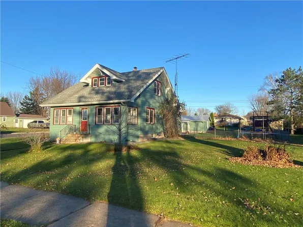 612 Washington Street, Thorp, WI 54771