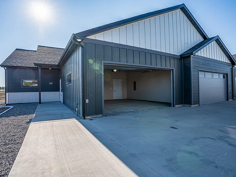 Farmstead Townhomes — Photo 34