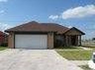 900 W Green Jay Ave, Pharr, TX 78577