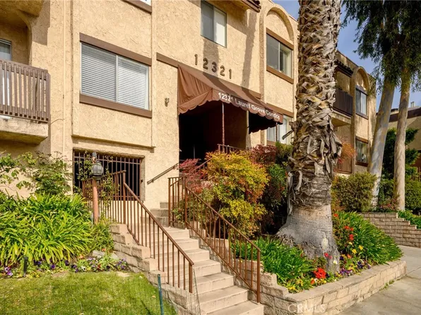 12321 Riverside Dr APT 201, Valley Village, CA 91607