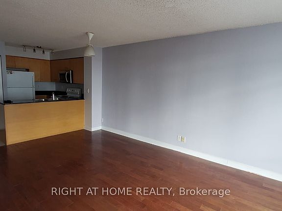 4th image of 397 Front St W #2801