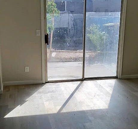 5th image of 4311 Austin St