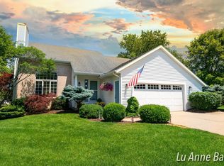 5235 Vista Royale Ct NE, Rockford, MI 49341