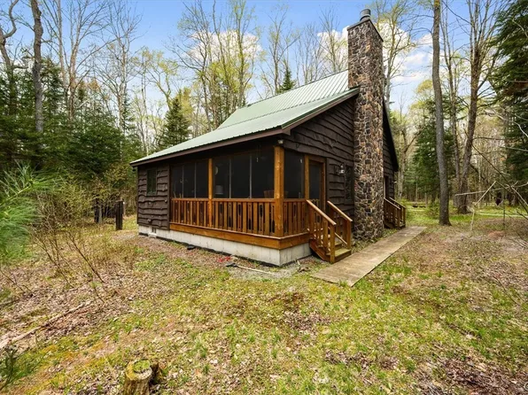 3006 Mohawk Dr E, Forestport, NY 13338